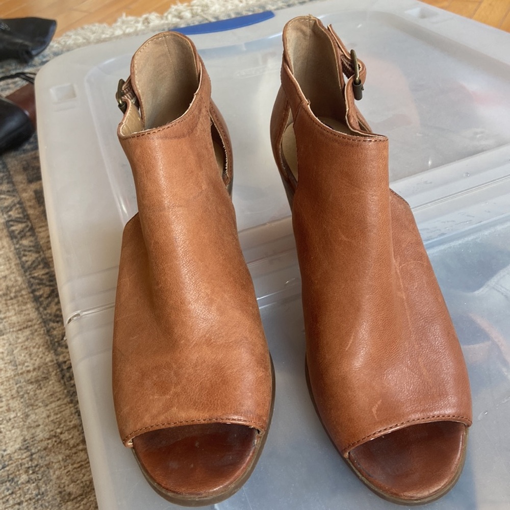 Lucky open-toe heeled sandals - Picture 2 of 6